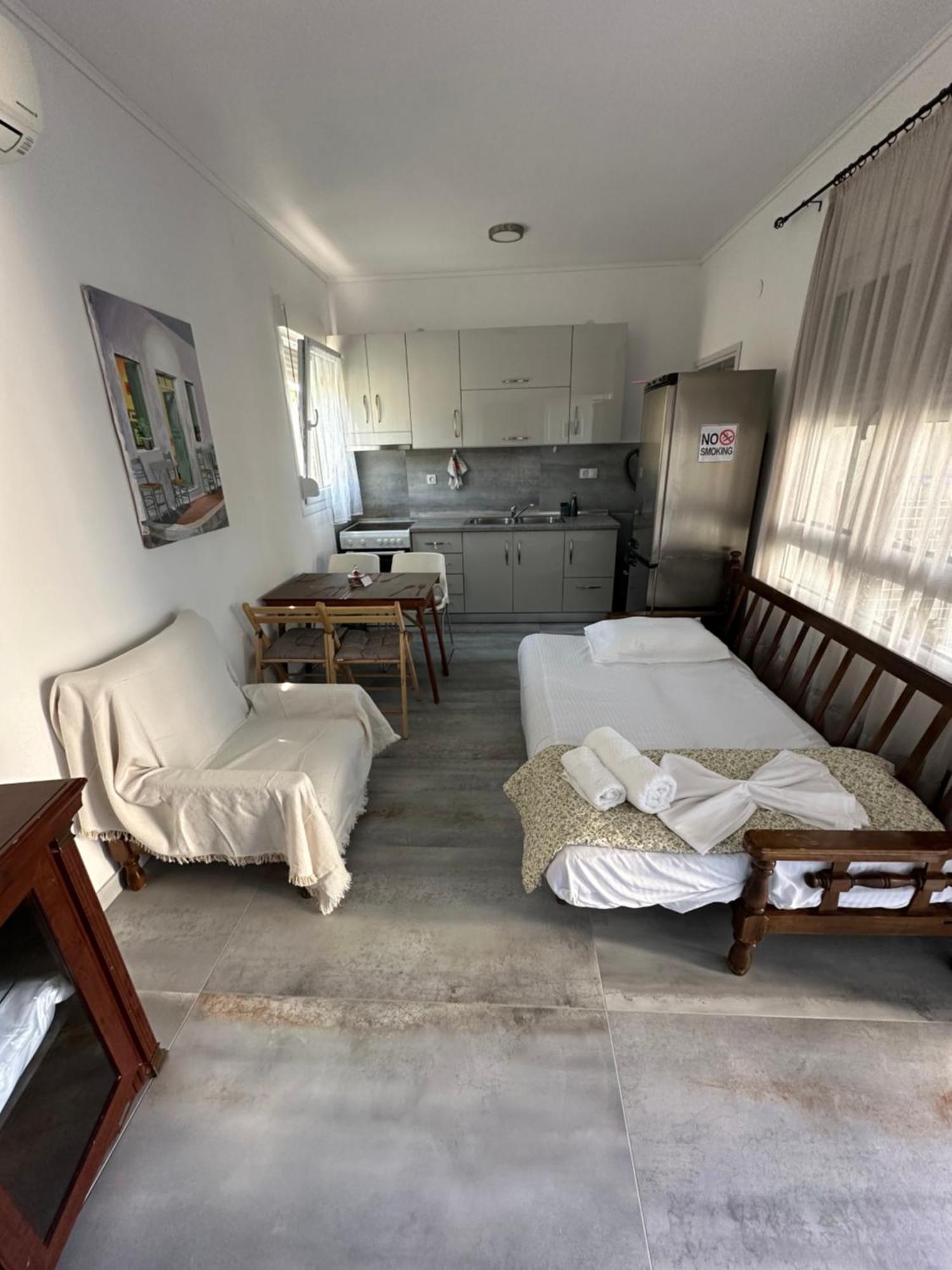 Agia Paraskevi  Seashore House Makri מראה חיצוני תמונה